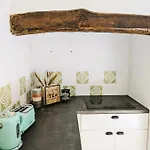 Vakantiehuis Cozy 3 Bedroom - Close To *